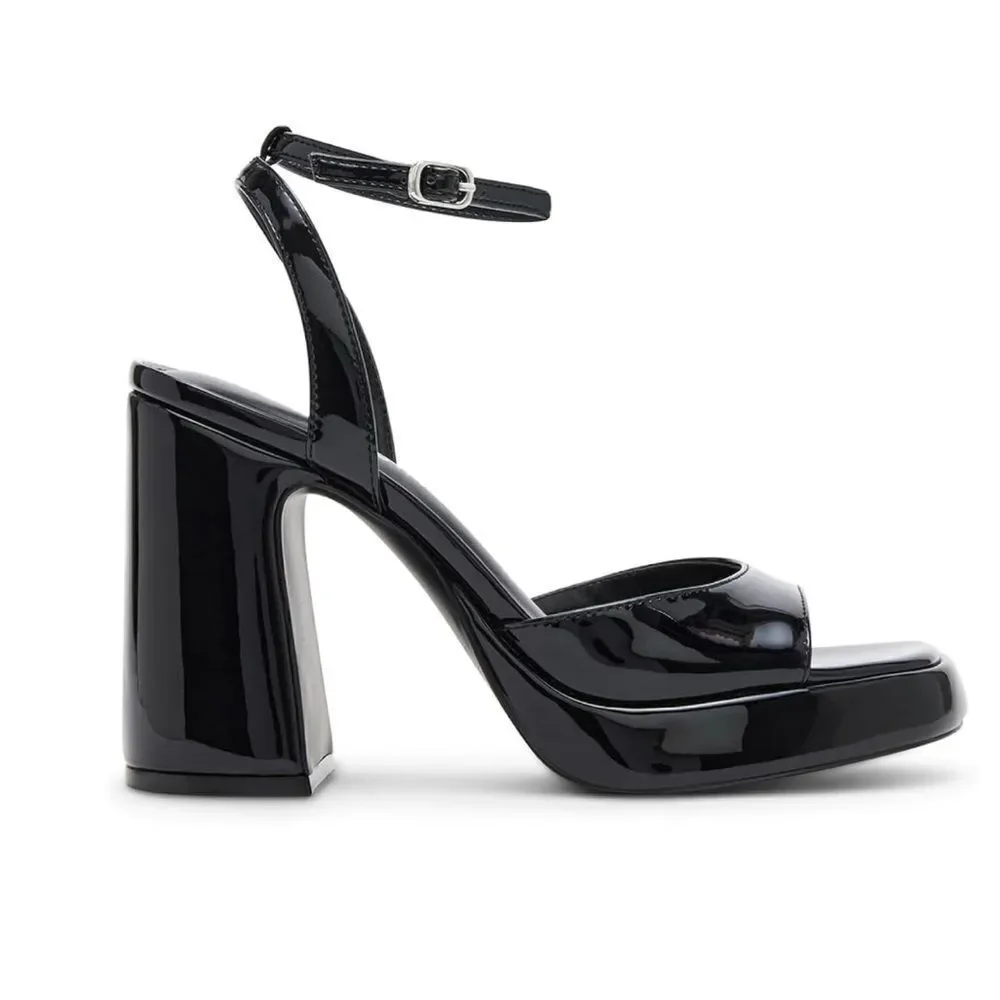 Madden Girl Women's Caicos Platform Black Patent NEW in Box